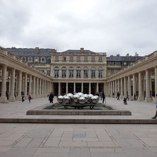 Vue générale du Palis royal (Paris)