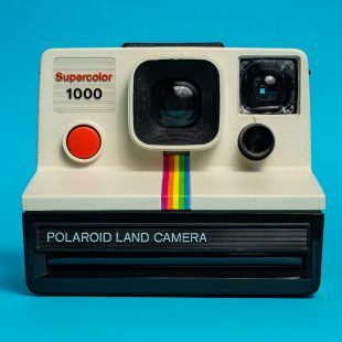 Photo d'un ancien appareil photo Polaroid